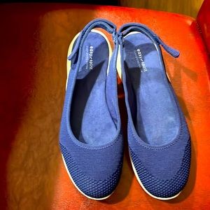 Easy Spirit Navy Blue Size 10